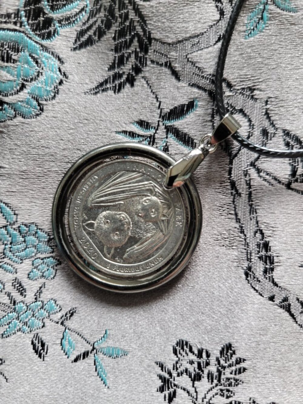 2020 National Park of America Samoa Quarter Pendant – Handcrafted Resin Jewelry - Picture 10 of 17